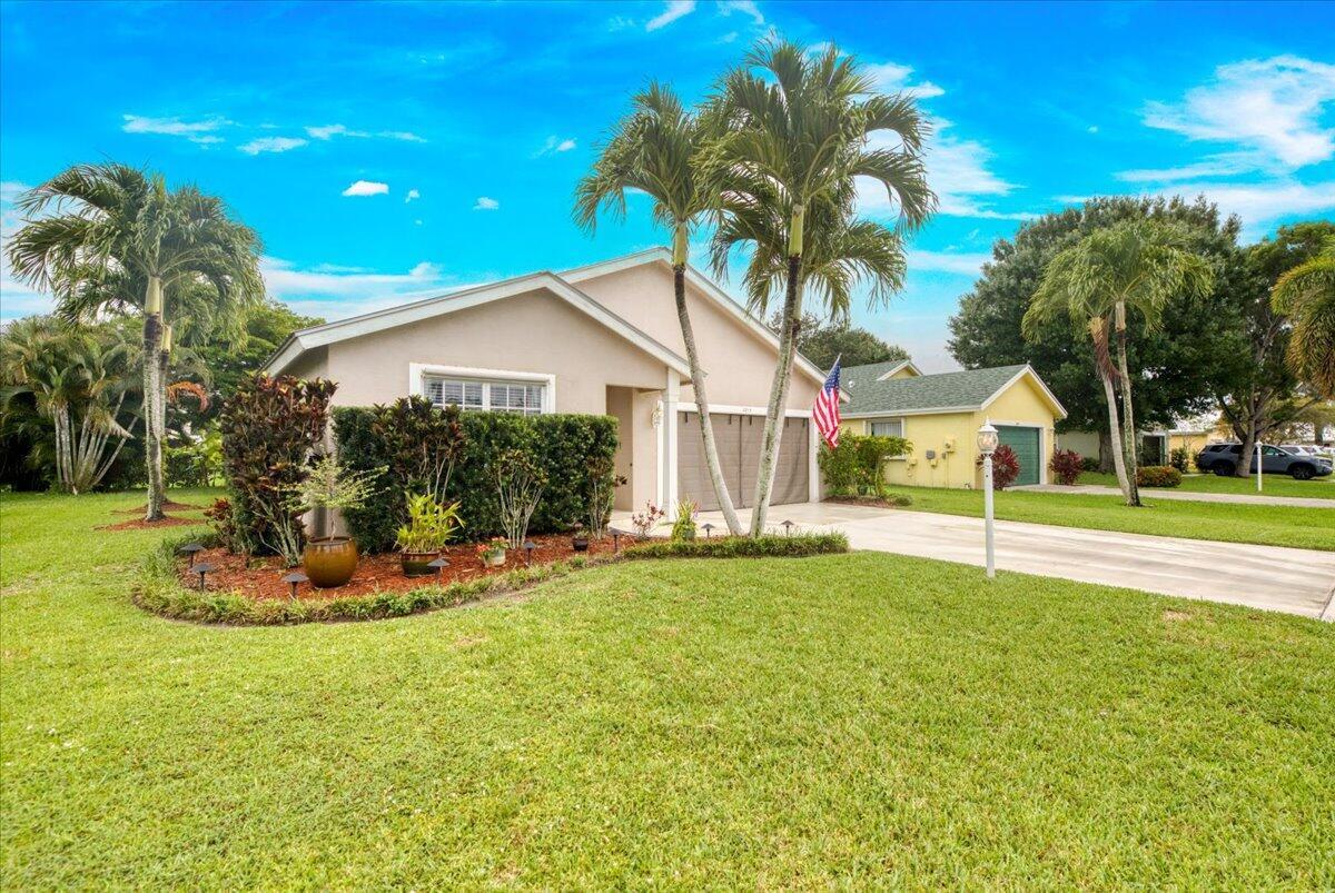 2815 SW Regal Terrace