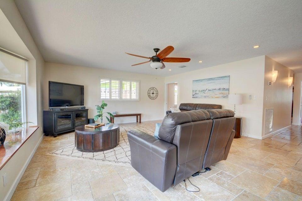 CORAL RIDGE ISLES - Residential