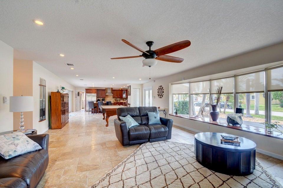 CORAL RIDGE ISLES - Residential