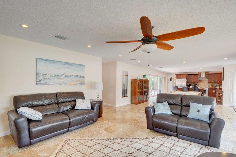 CORAL RIDGE ISLES - Residential