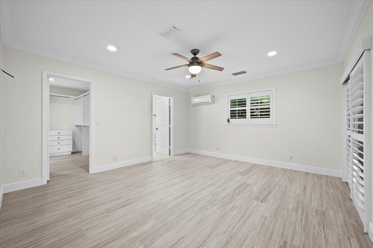 Intracoastal Park - Residential Lease