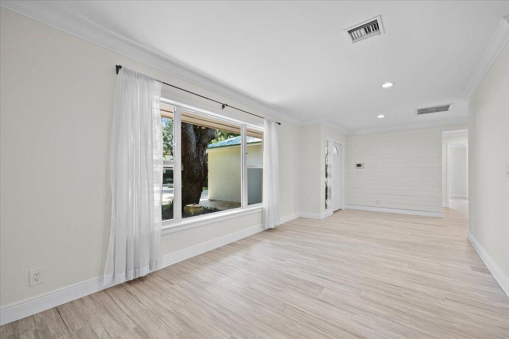 Photo of 12831 S Shore Drive, Palm Beach Gardens, FL 33410 (MLS # R11144694)