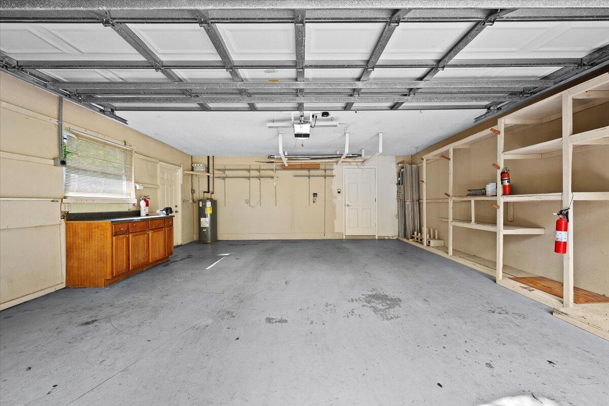 Intracoastal Park - Residential Lease