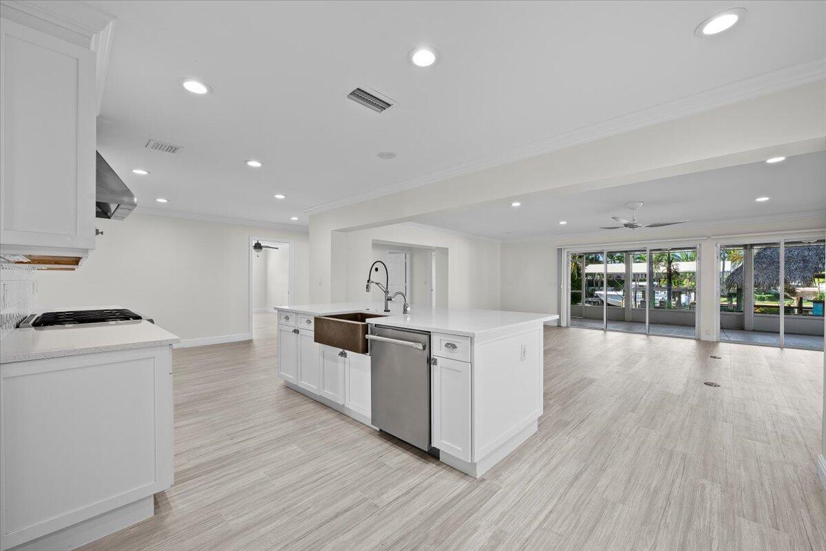 Intracoastal Park - Residential Lease