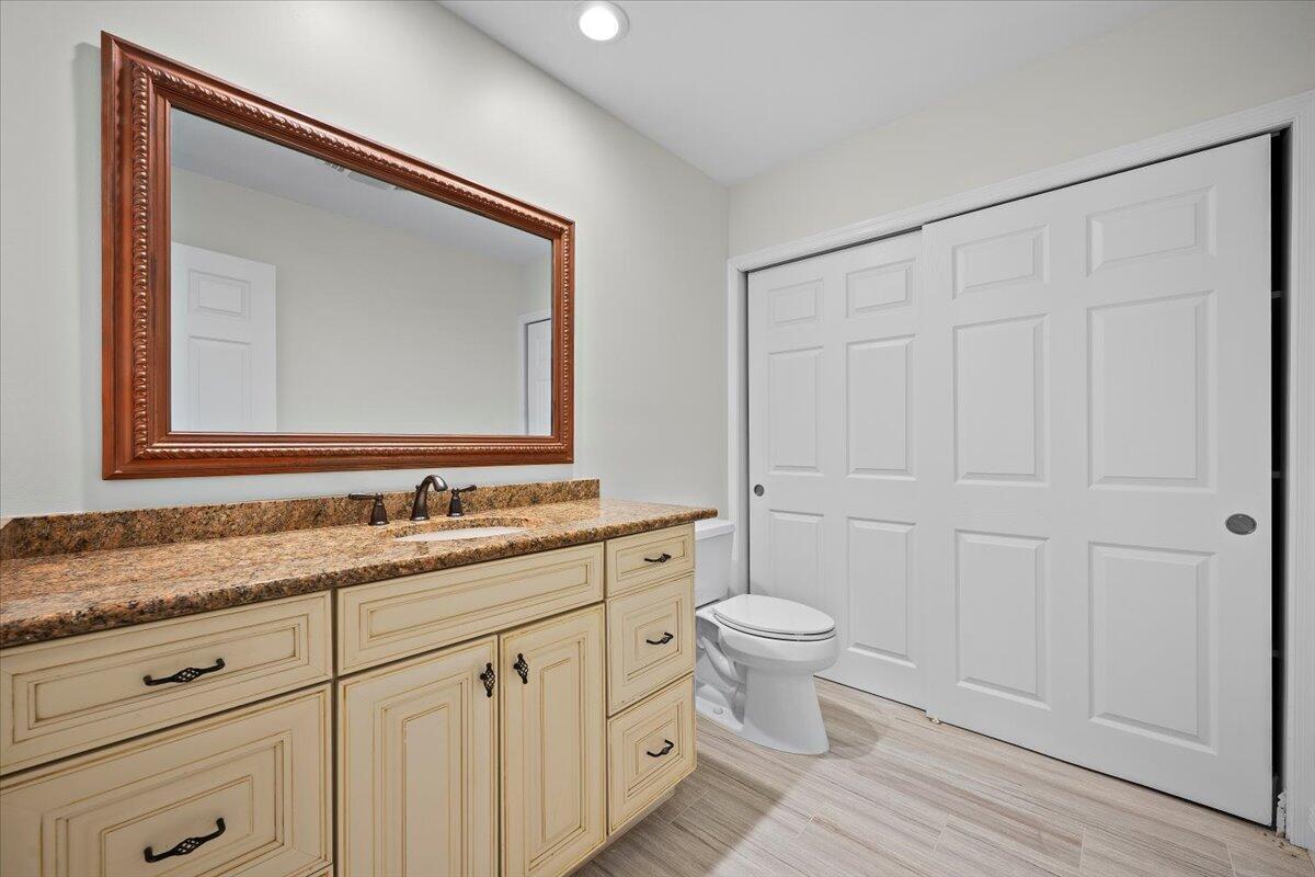 Intracoastal Park - Residential Lease