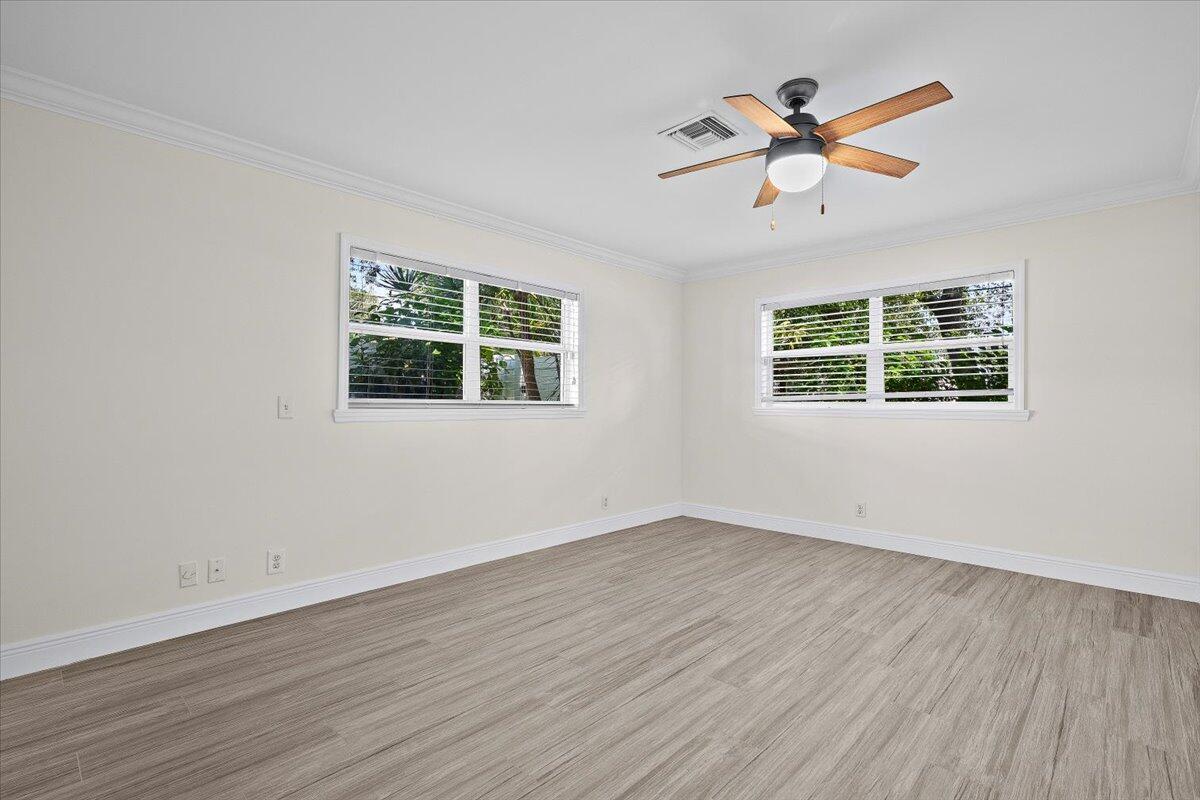 Intracoastal Park - Residential Lease