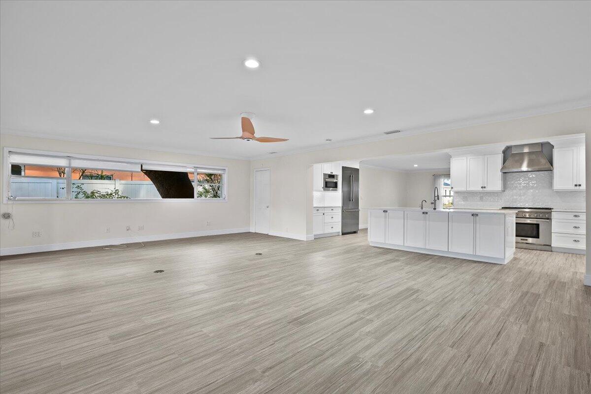 Intracoastal Park - Residential Lease