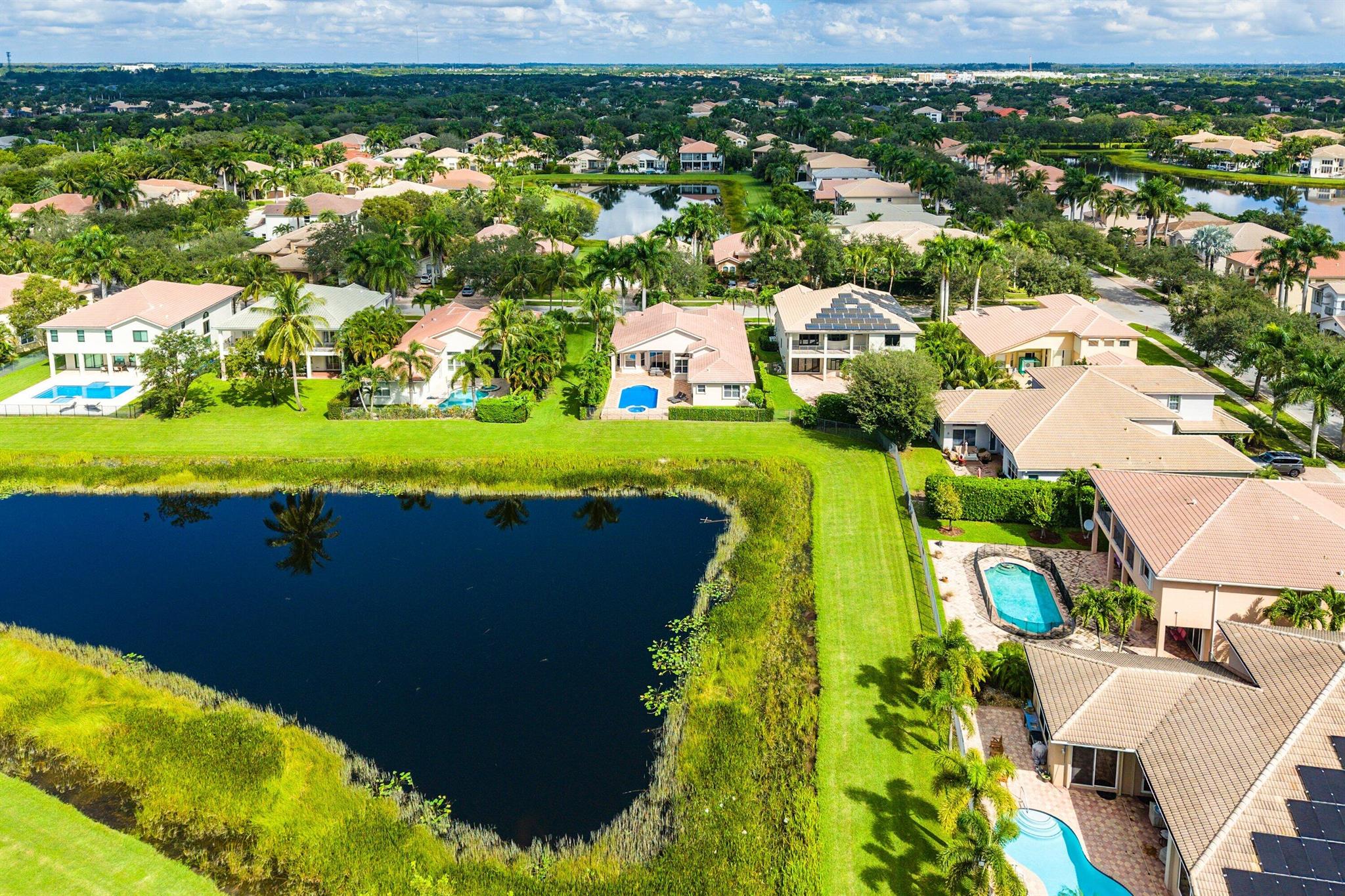 CANYON ISLES 1 - Residential