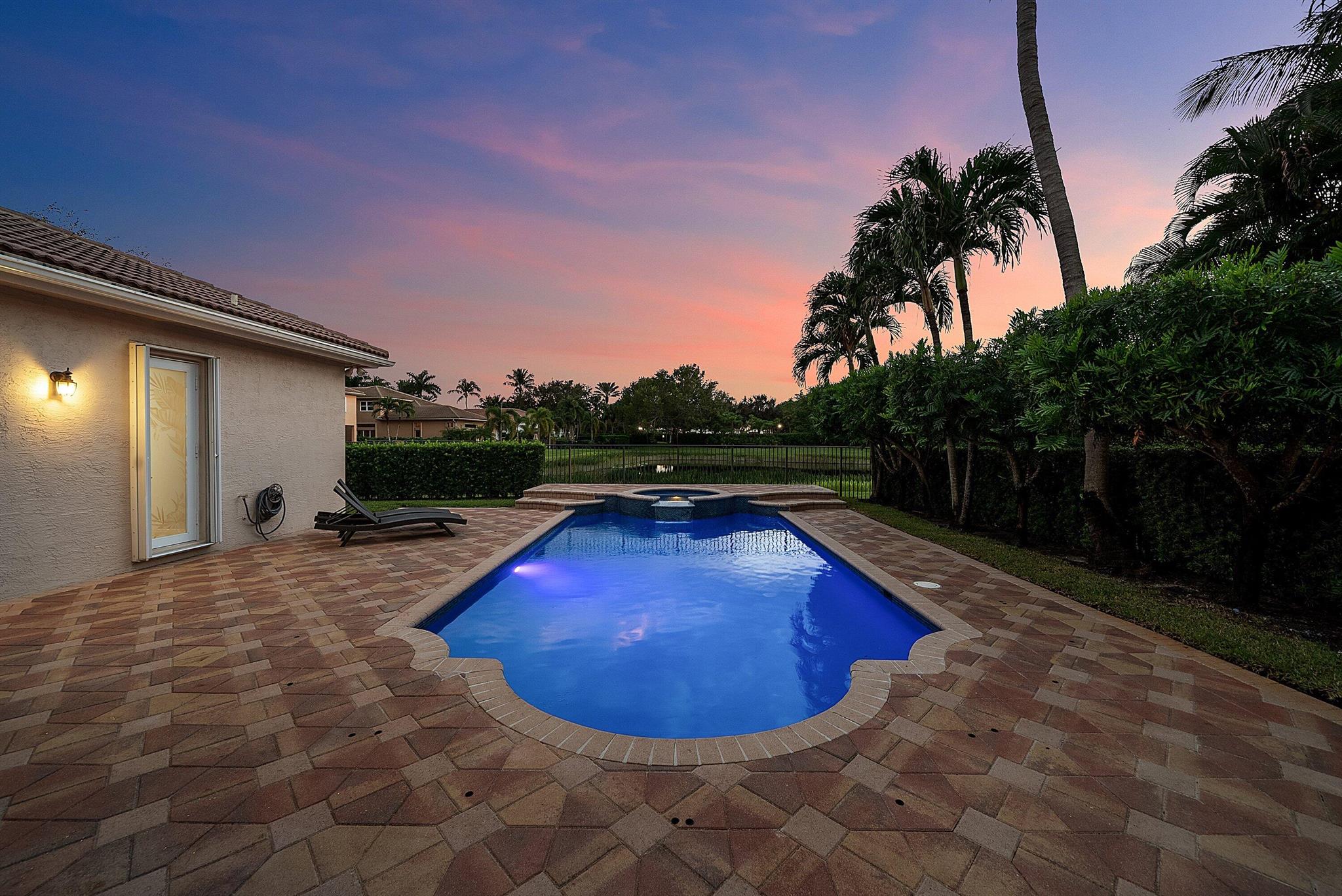 CANYON ISLES 1 - Residential