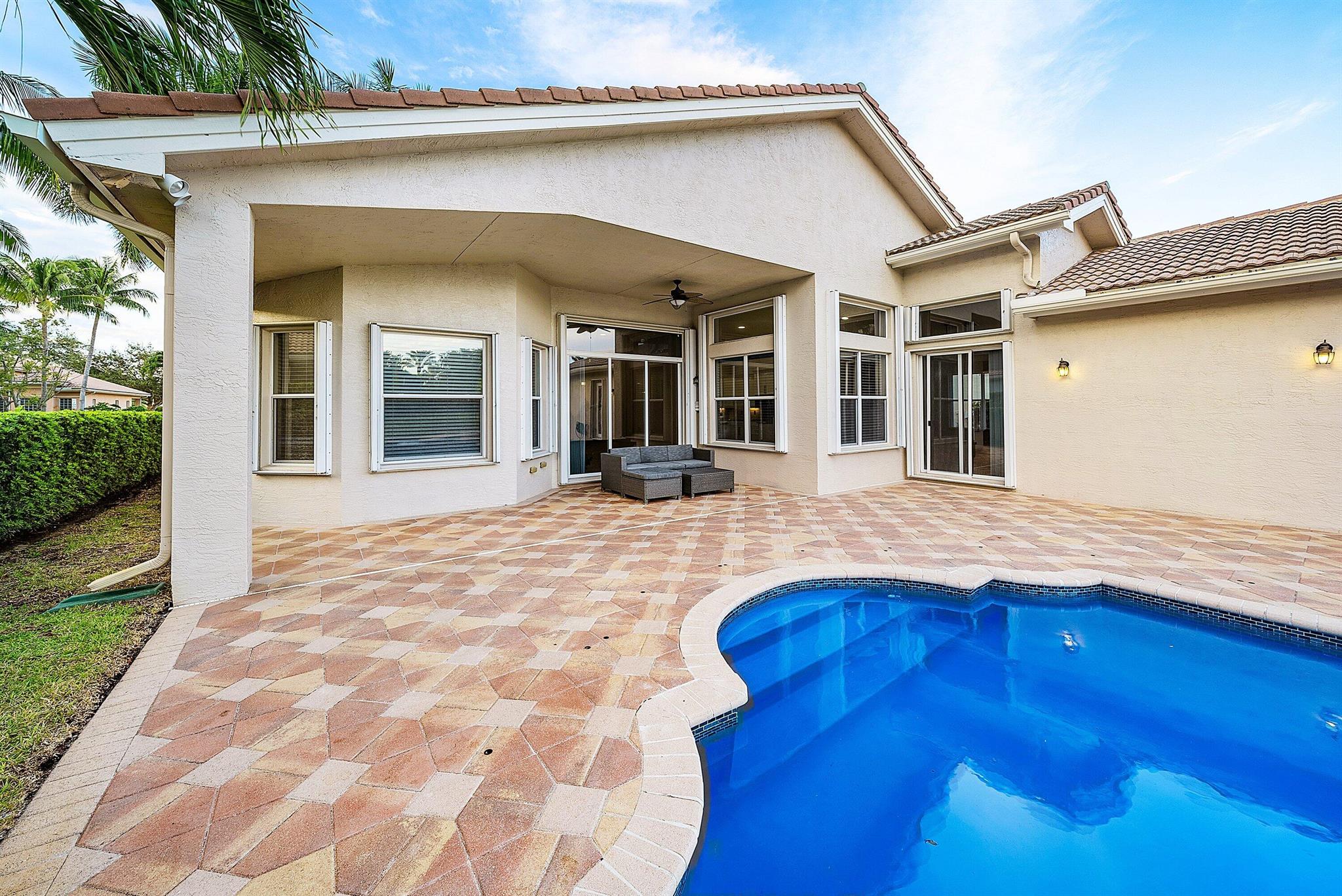 CANYON ISLES 1 - Residential