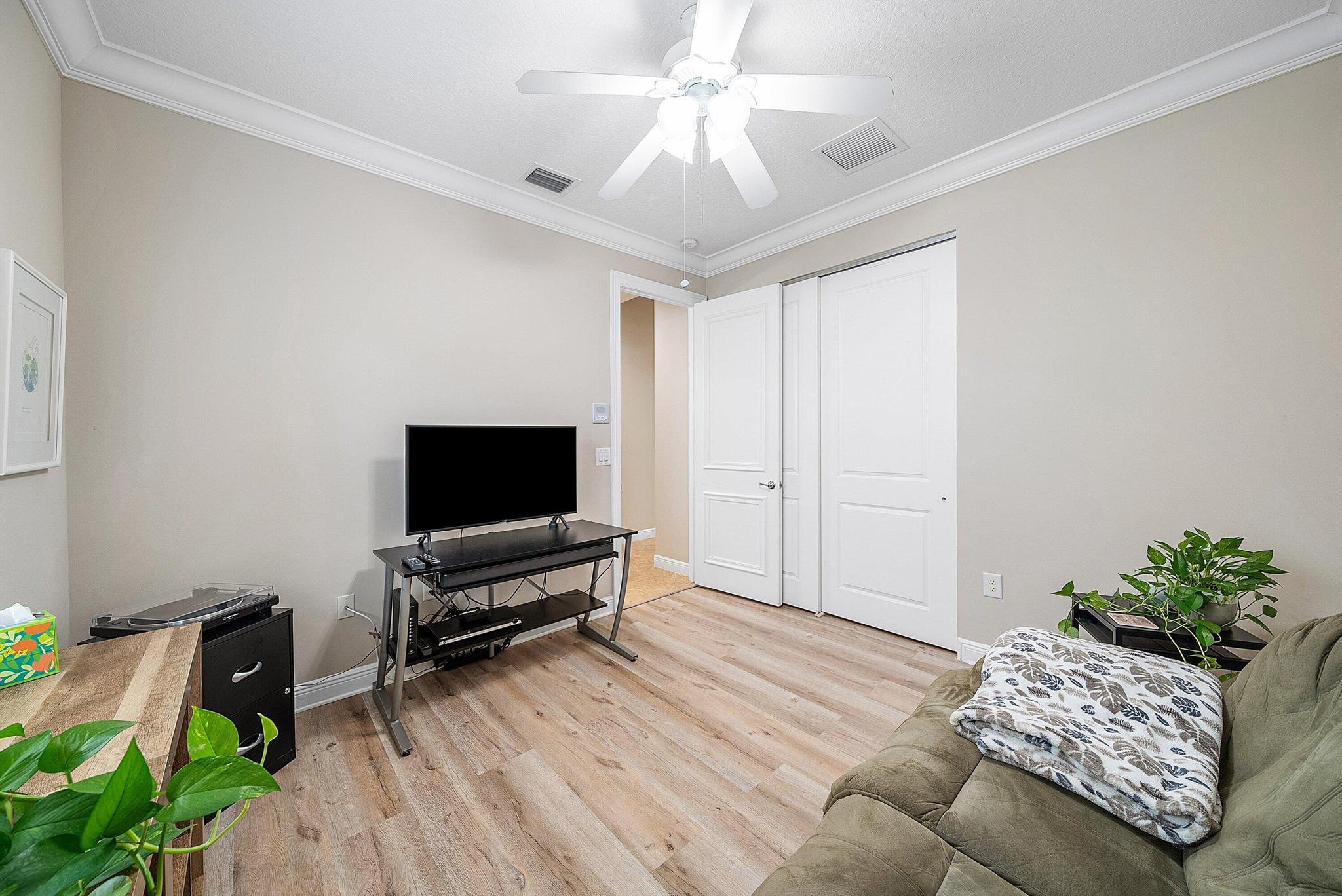 CANYON ISLES 1 - Residential