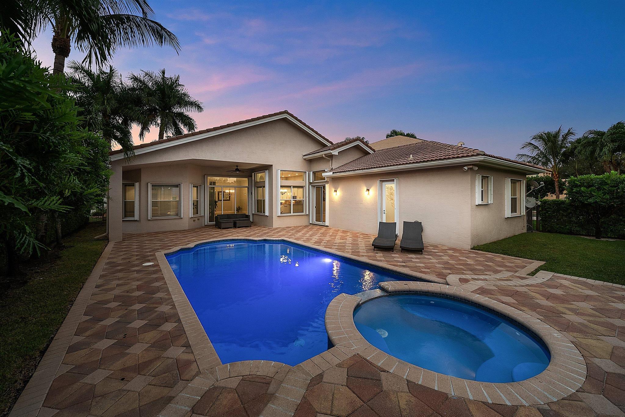 CANYON ISLES 1 - Residential