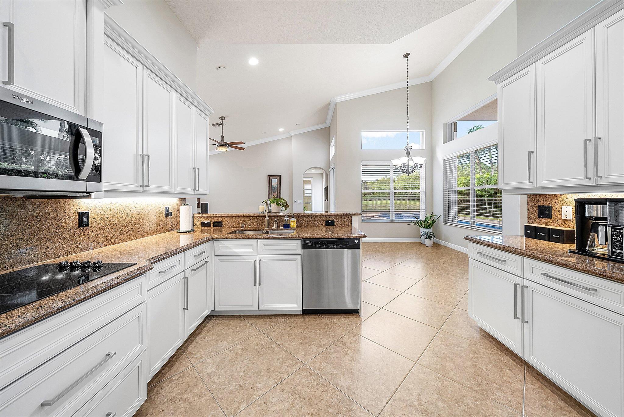 CANYON ISLES 1 - Residential