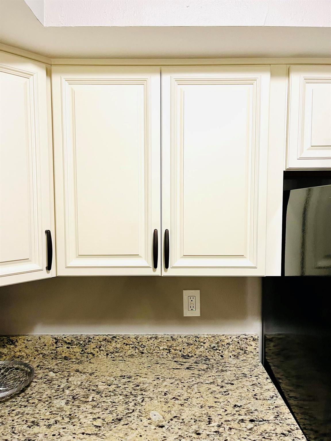 MIDPORT PLACE II, A CONDO - Residential