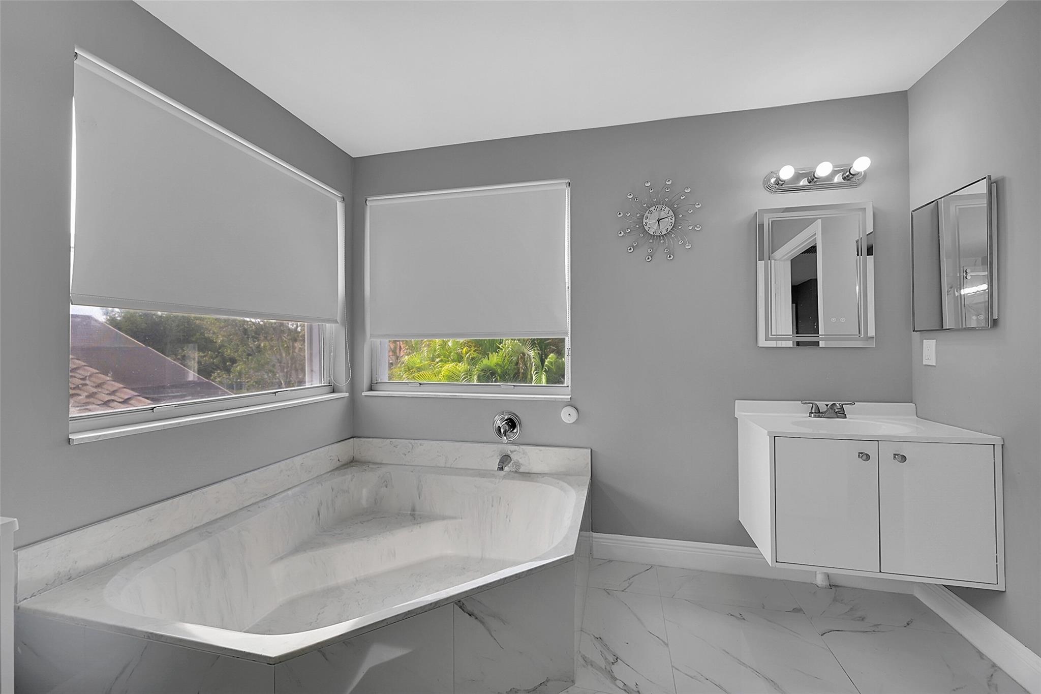 NAUTICA 2 - Residential