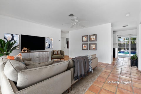 Tiny photo for 1400 NE 42nd Court, Oakland Park, FL 33334 (MLS # B26064134)