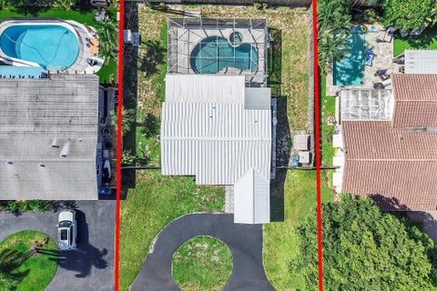 Tiny photo for 1400 NE 42nd Court, Oakland Park, FL 33334 (MLS # B26064134)