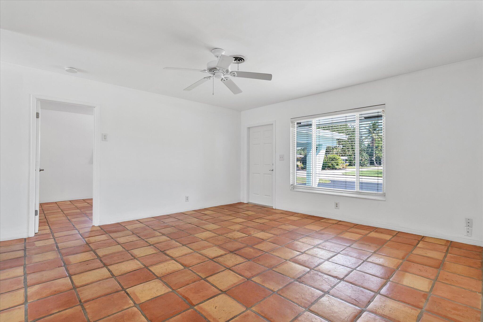 1400 NE 42nd Court