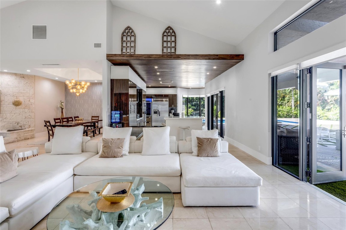 SOUTHWEST RANCHES - Residential