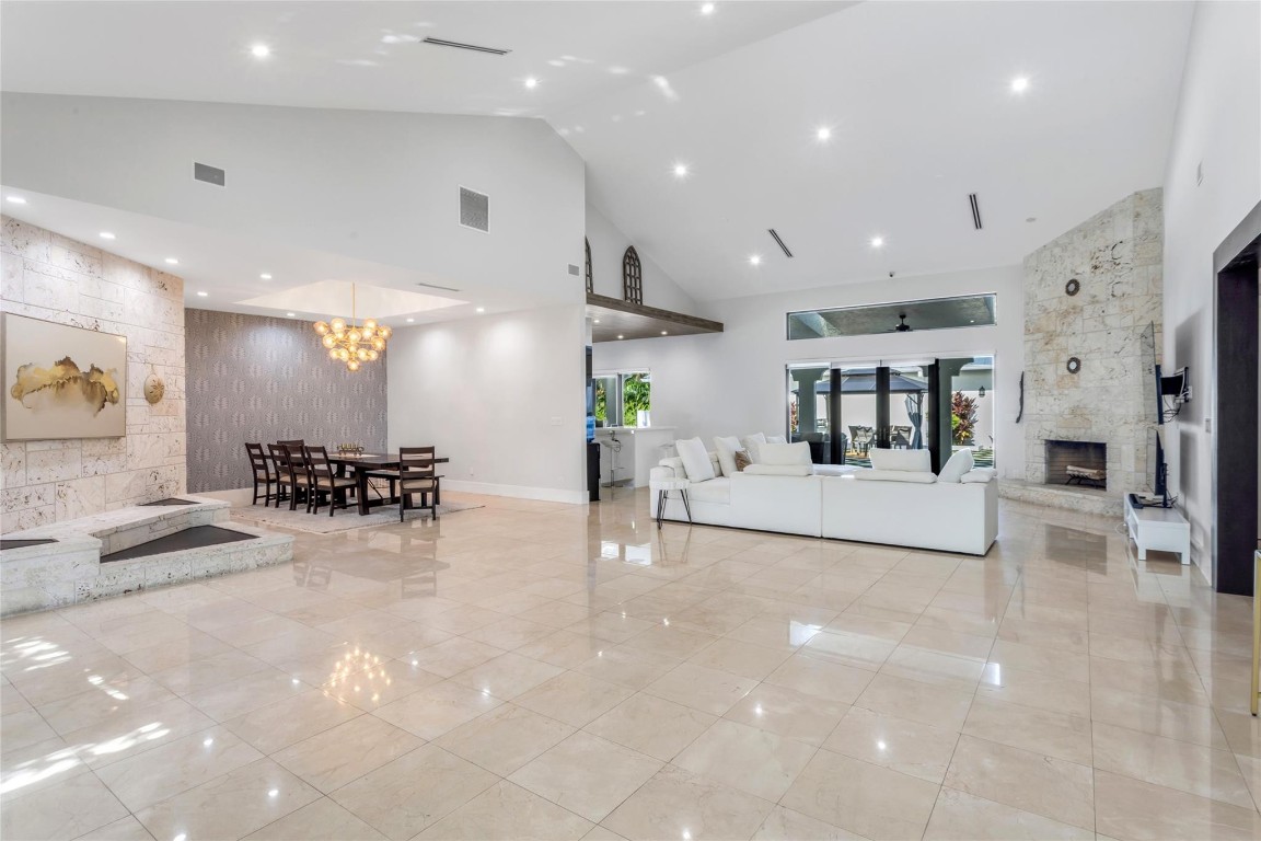 SOUTHWEST RANCHES - Residential