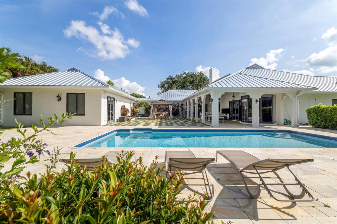 SOUTHWEST RANCHES - Residential