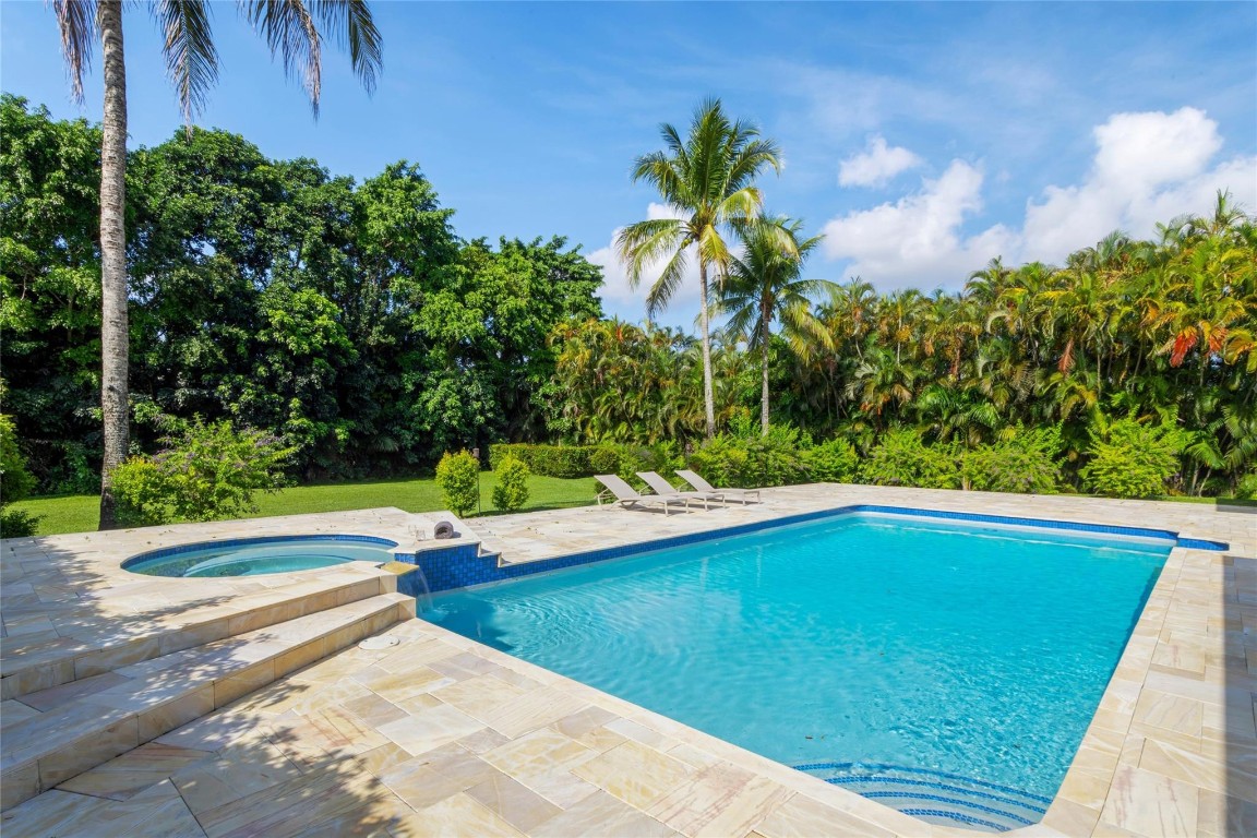 SOUTHWEST RANCHES - Residential