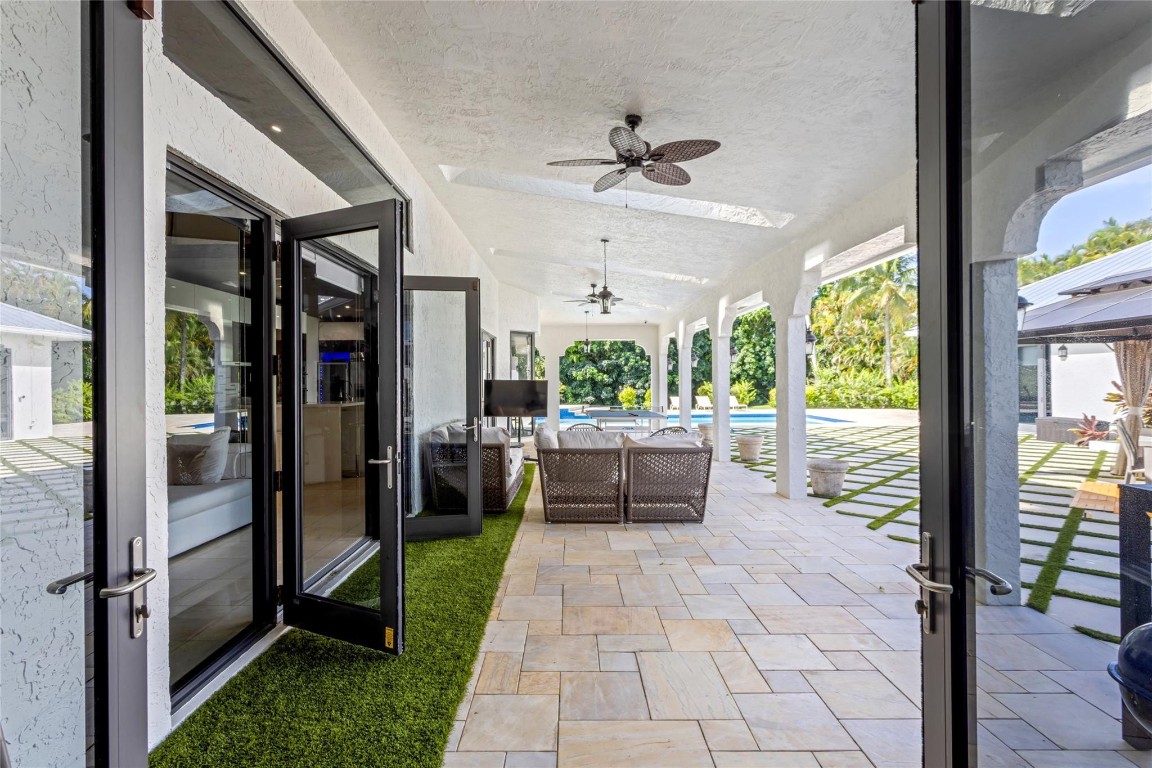 SOUTHWEST RANCHES - Residential