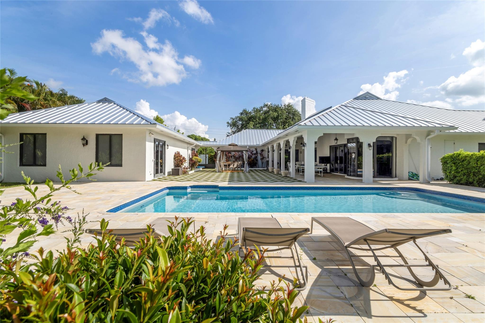 SOUTHWEST RANCHES - Residential