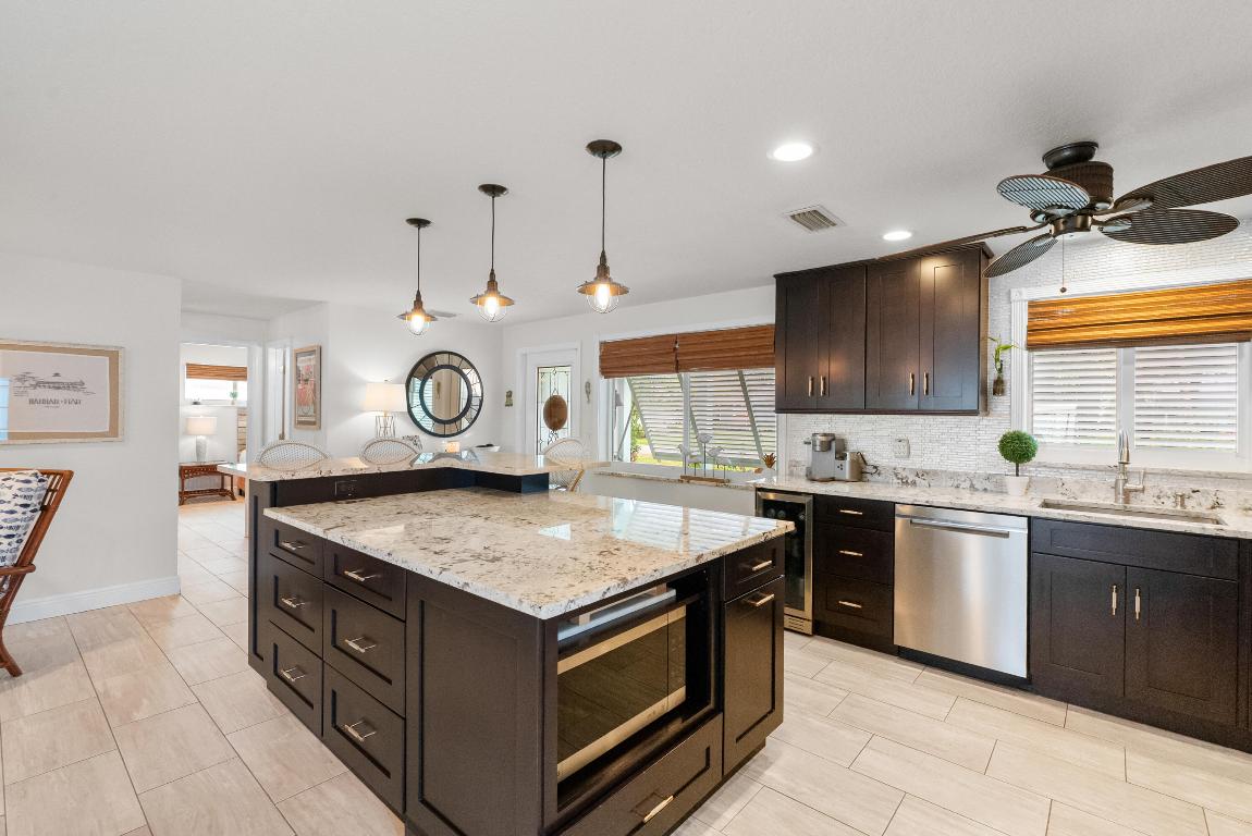 RIVERSIDE DRIVE PARK - Residential