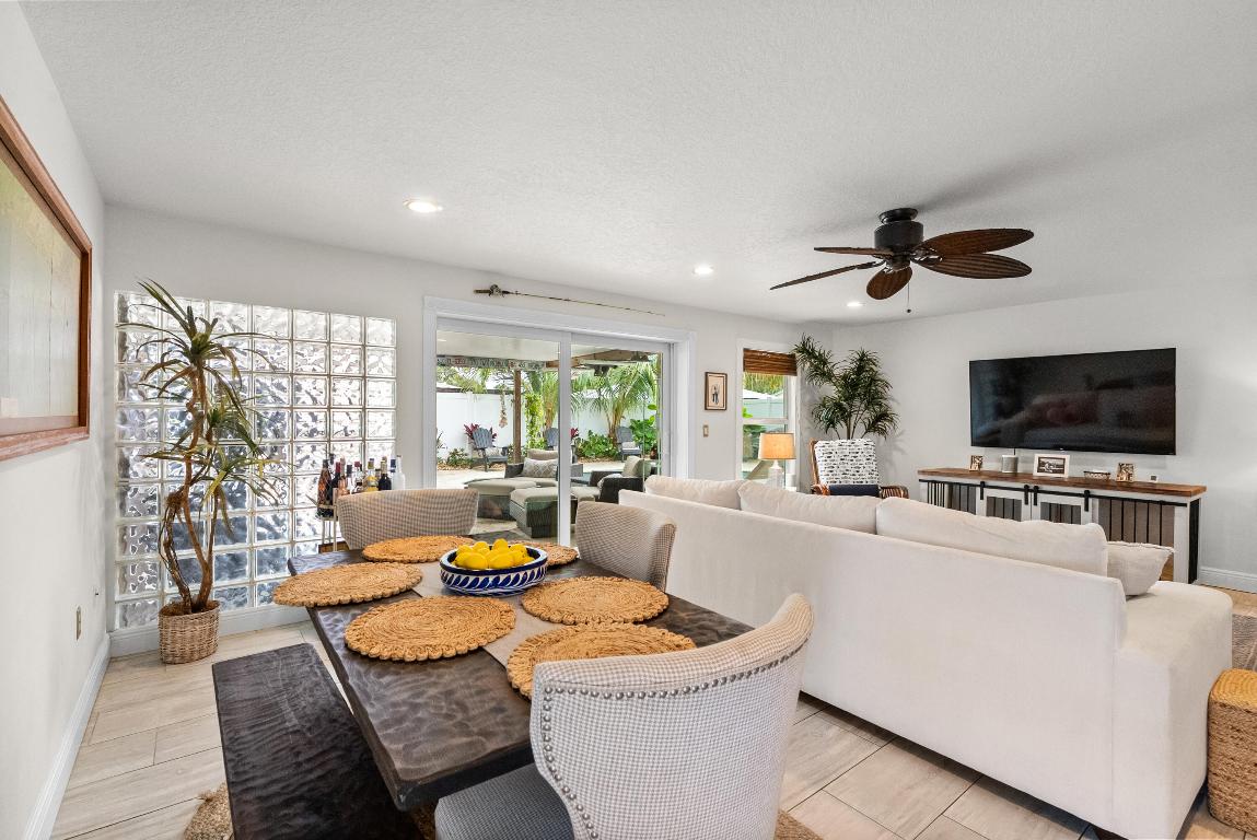 RIVERSIDE DRIVE PARK - Residential