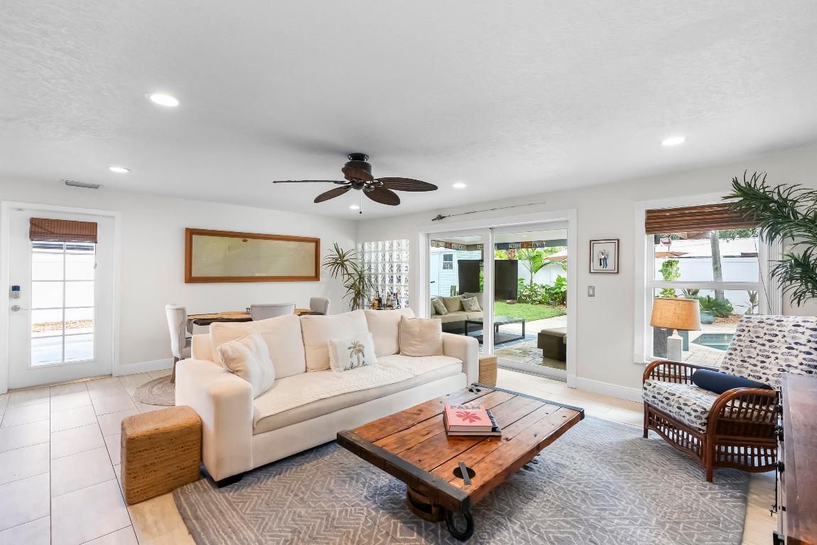 RIVERSIDE DRIVE PARK - Residential