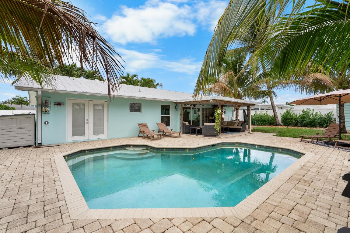 RIVERSIDE DRIVE PARK - Residential