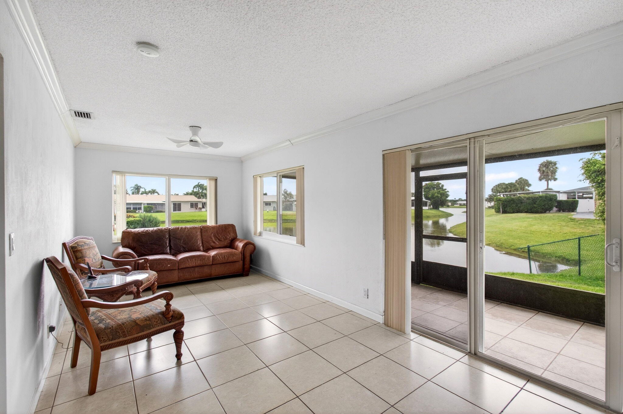 DELRAY VILLAS - Residential