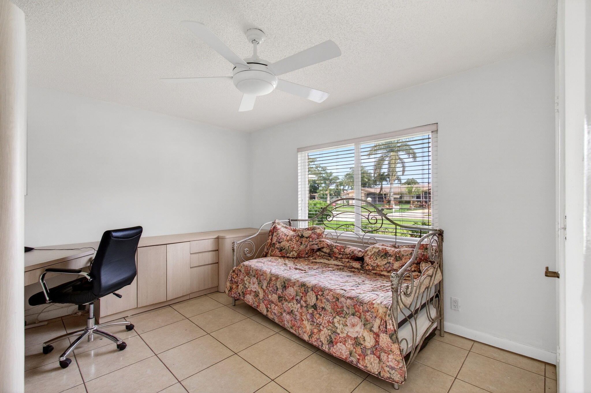 DELRAY VILLAS - Residential