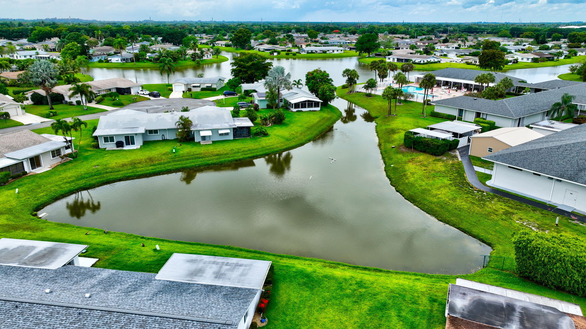 DELRAY VILLAS - Residential