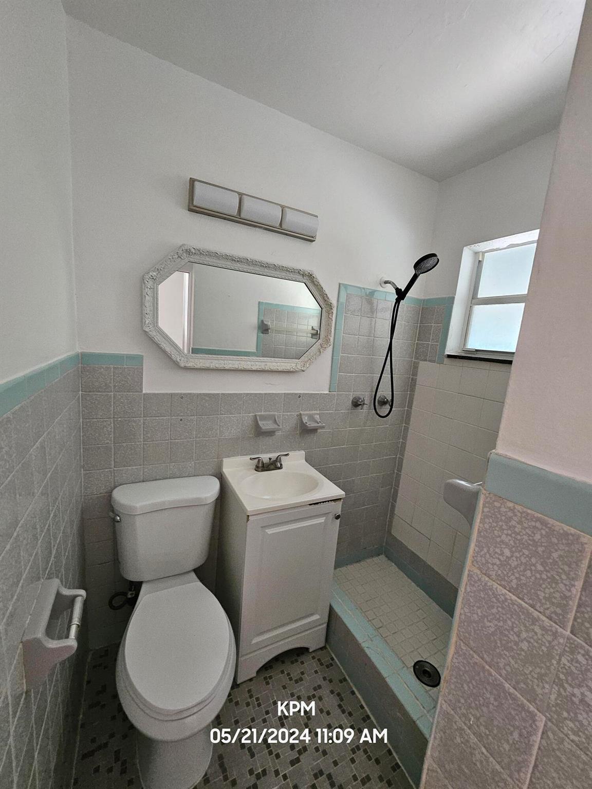 PALM BEACH SHORES IN PB 2 - Residential Lease