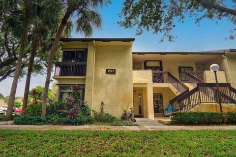 A home in Deerfield Beach