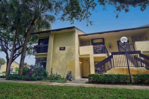 A home in Deerfield Beach