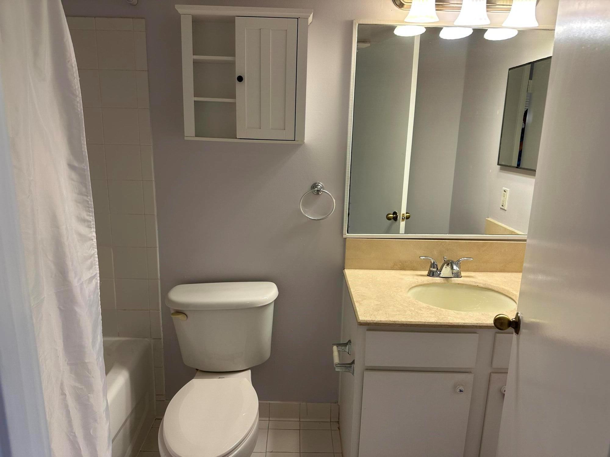 HYPOLUXOS MARINERS CAY CO - Residential Lease