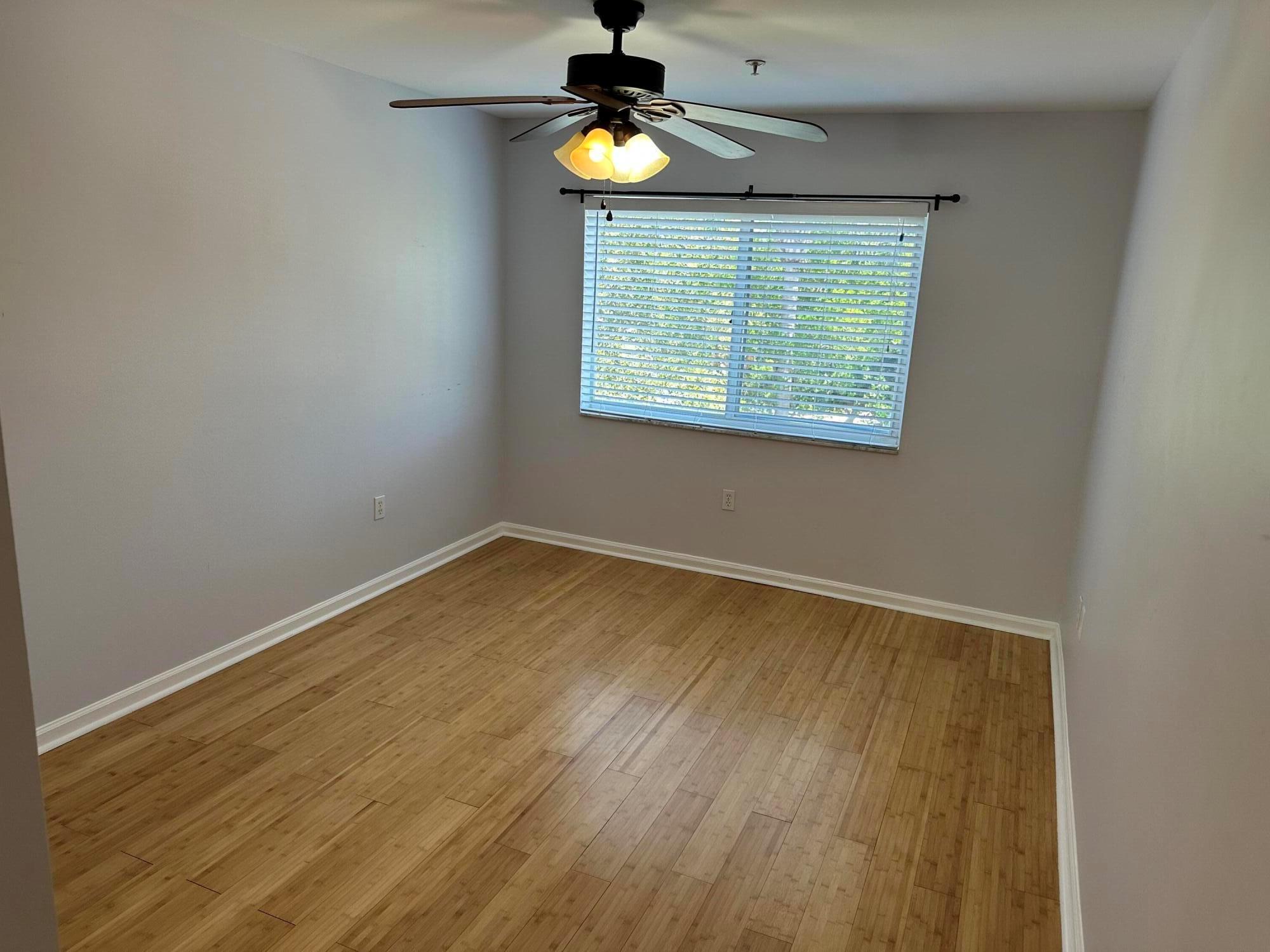HYPOLUXOS MARINERS CAY CO - Residential Lease