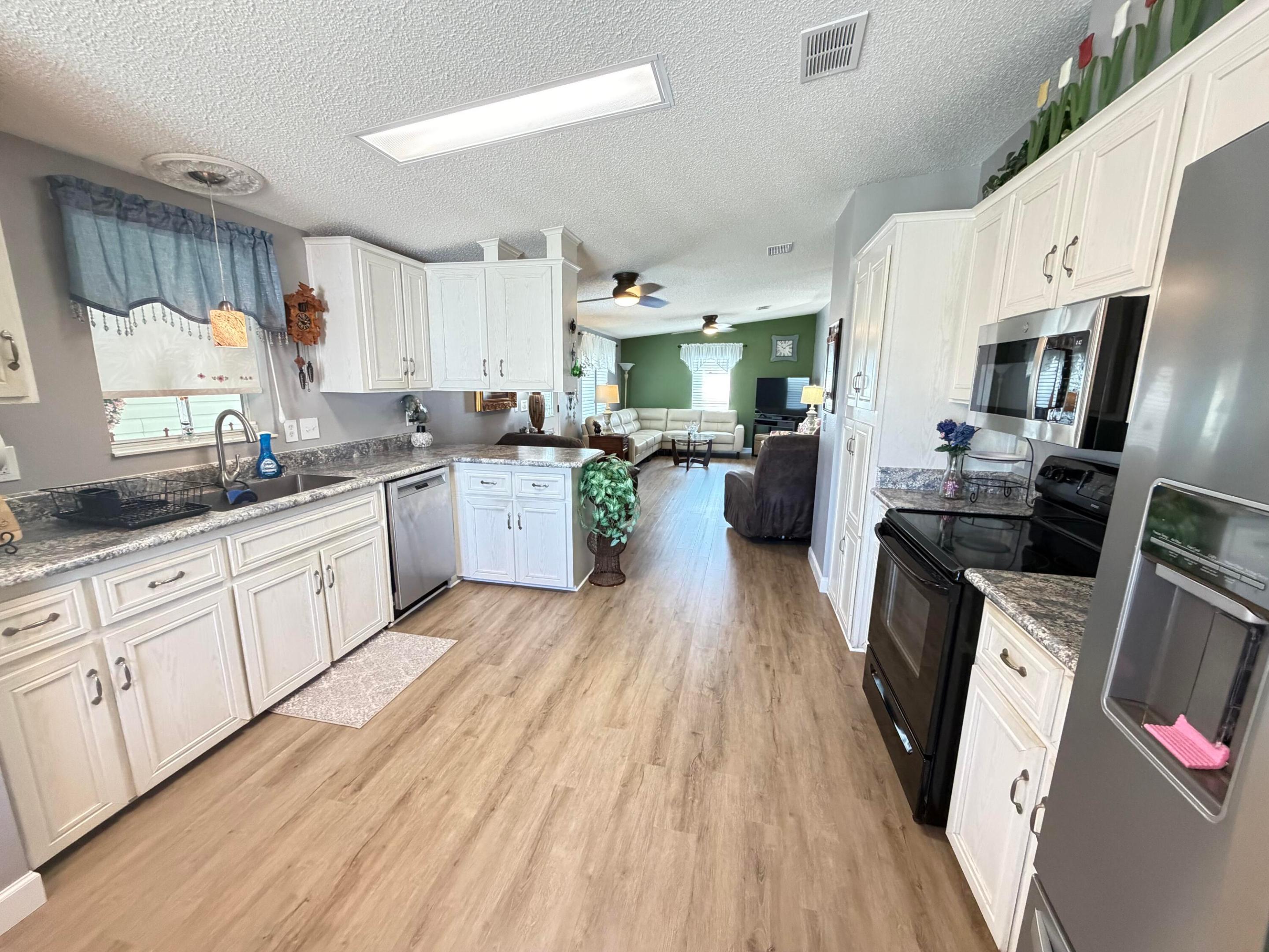 THE LINKS AT SAVANNA CLUB - Residential