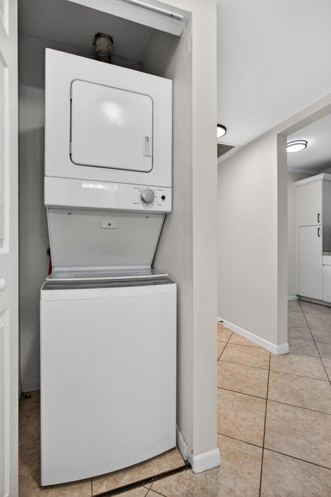 Tiny photo for 4251 Carambola Circle S, Coconut Creek, FL 33066 (MLS # B26038290)