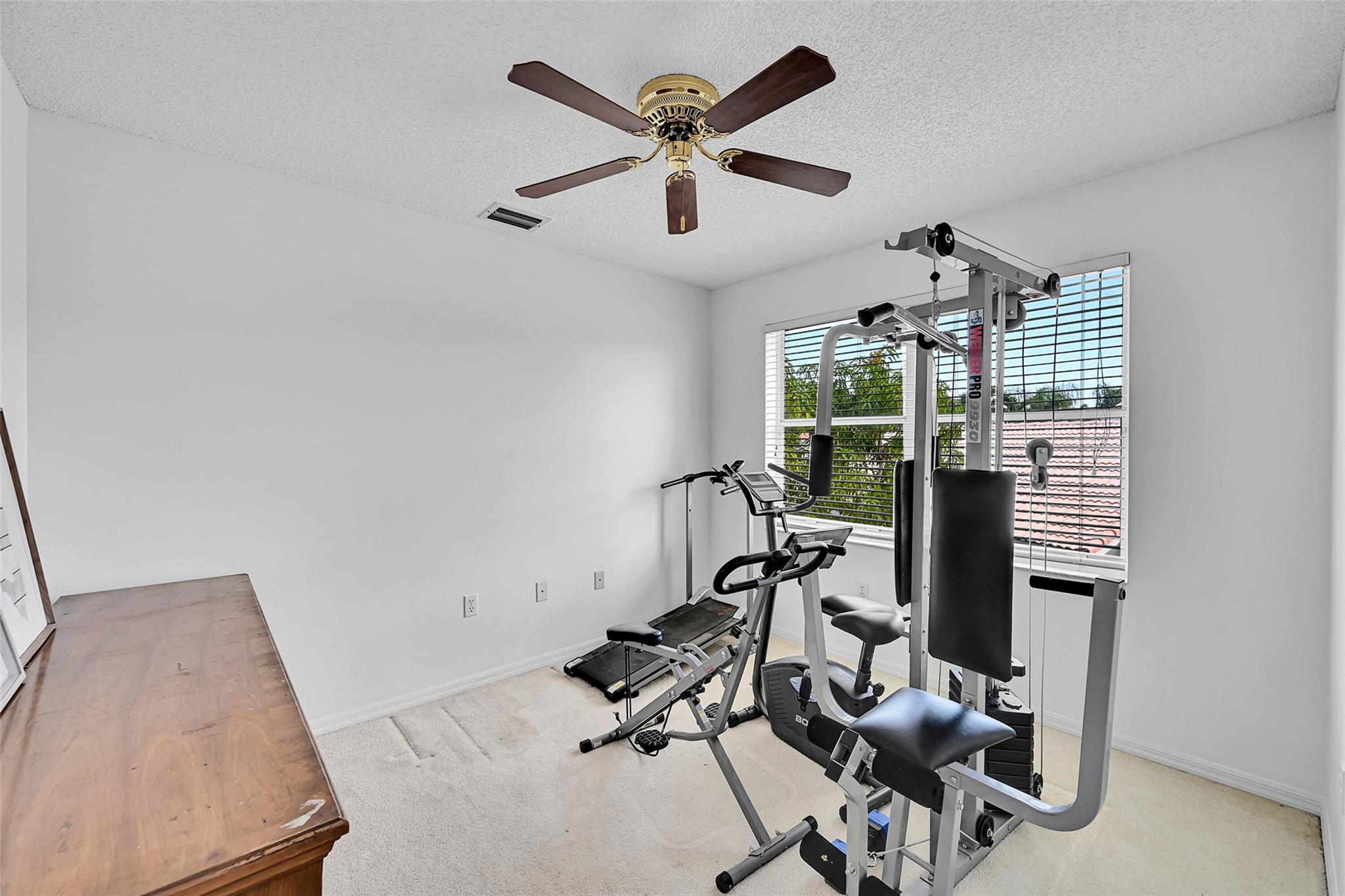 Enclave Wyndham Lakes - Residential