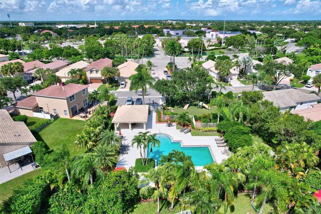 Enclave Wyndham Lakes - Residential