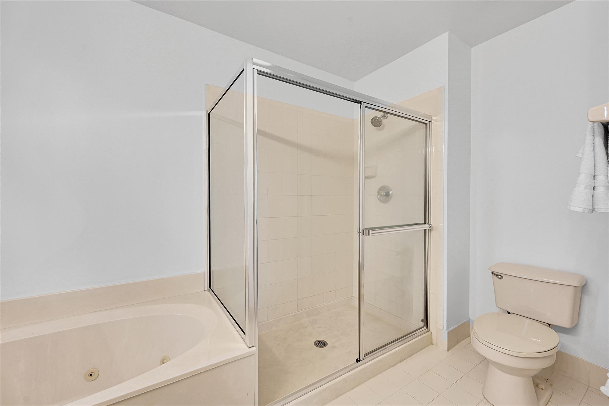 Enclave Wyndham Lakes - Residential