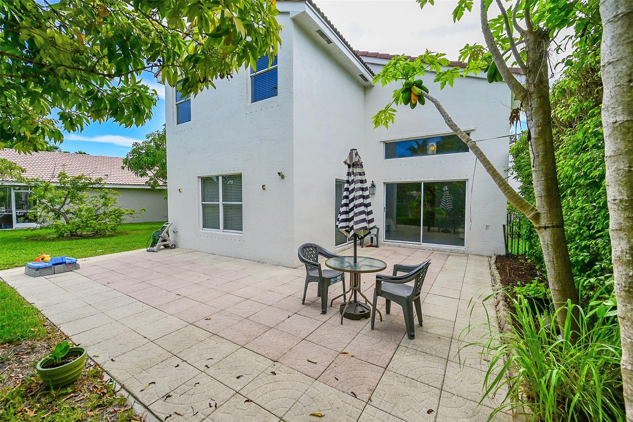 Enclave Wyndham Lakes - Residential