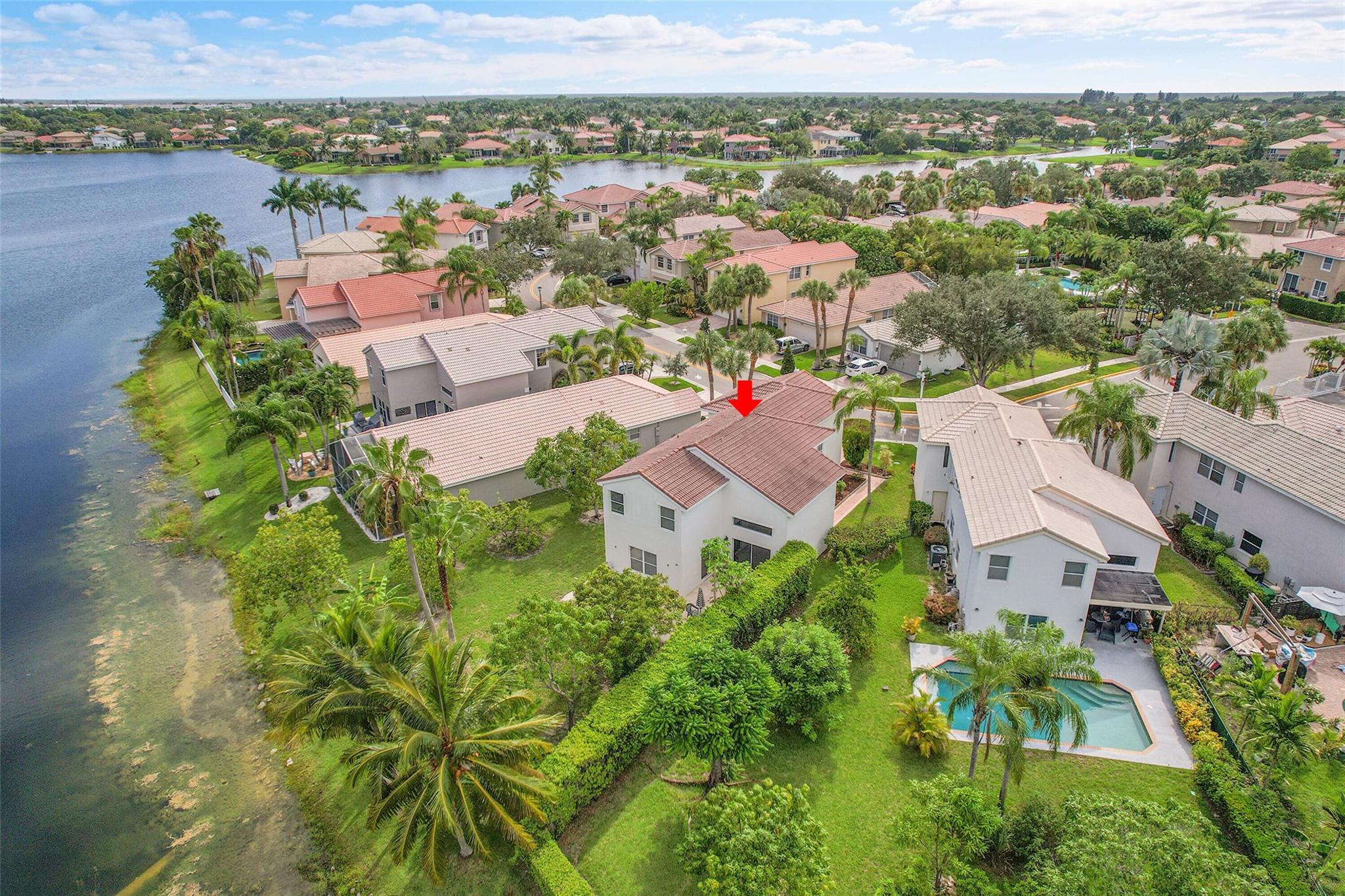 Enclave Wyndham Lakes - Residential