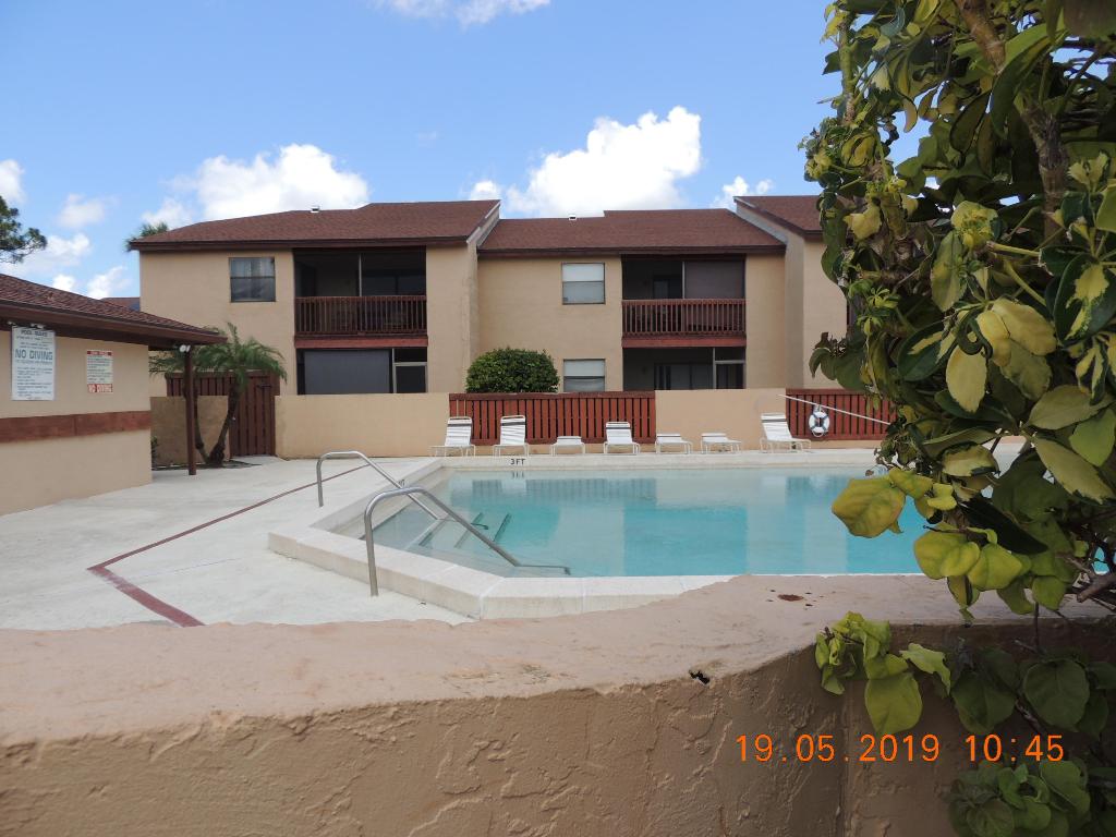 TRAILS AT ROYAL PALM BEACH CONDO - Residential