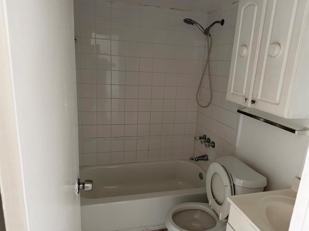 4101 NW 26TH Street 260