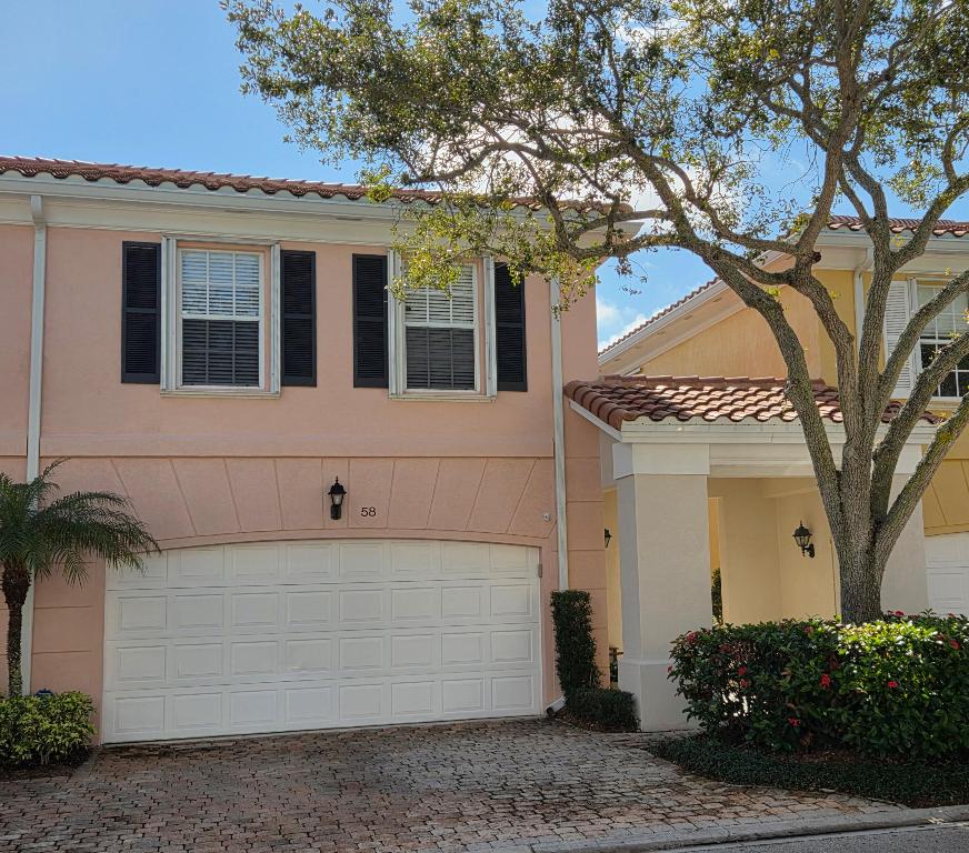 Tequesta Oaks - Residential Lease